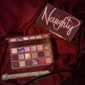 huda-beauty-naughty-nude-eyeshadow-palette