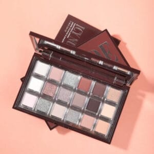 hudamoji icy nude eyeshadow palette
